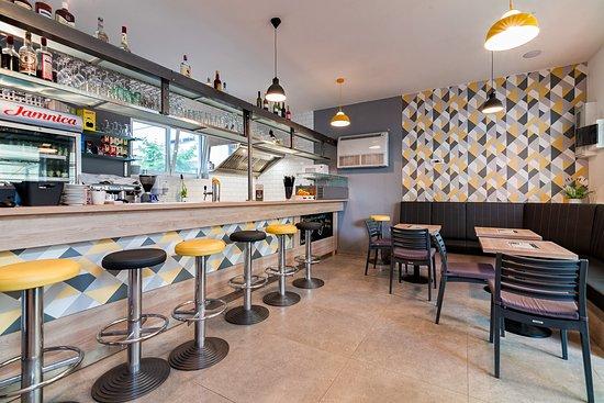 Hashtag Food Bar